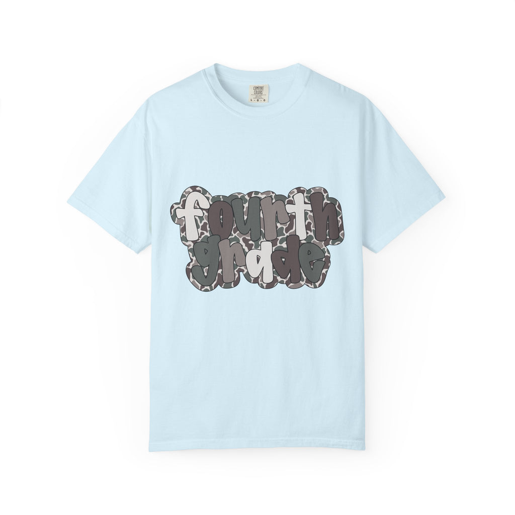 Hello Fourth Grade Camo Back to School T-Shirt - Chambray Comfort Colors Garment-Dyed Tee